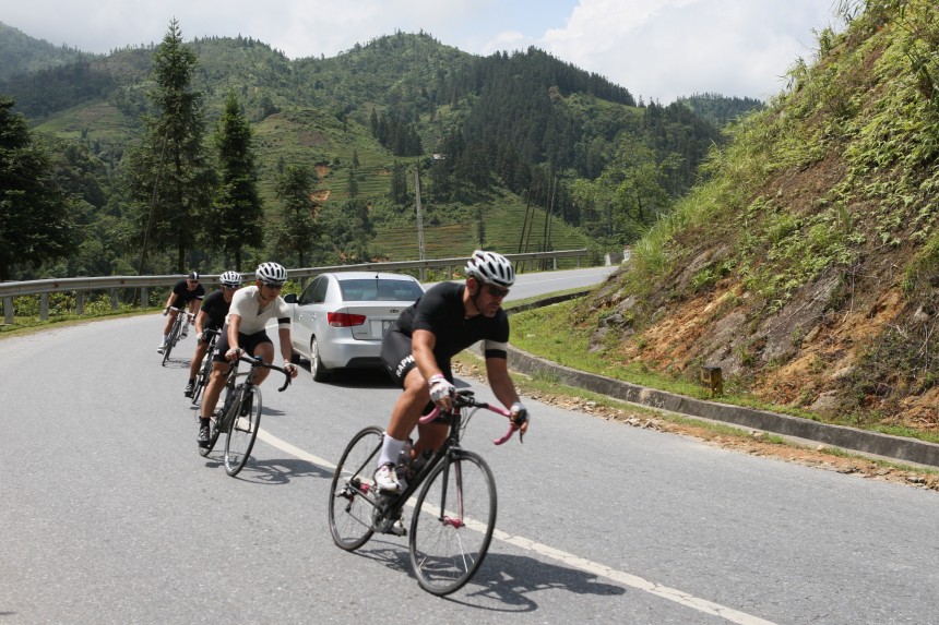 CYCLE FROM HUE TO HOI AN (2 DAYS/1 NIGHT) from 109 USD/person